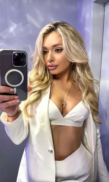 MERVE - Batum Escort Model